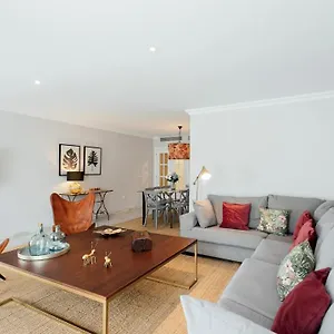 Minty - 3bd Cathedral Appartement