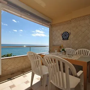 https://apartamento-roca-bajondillo.1costadelsol.com
